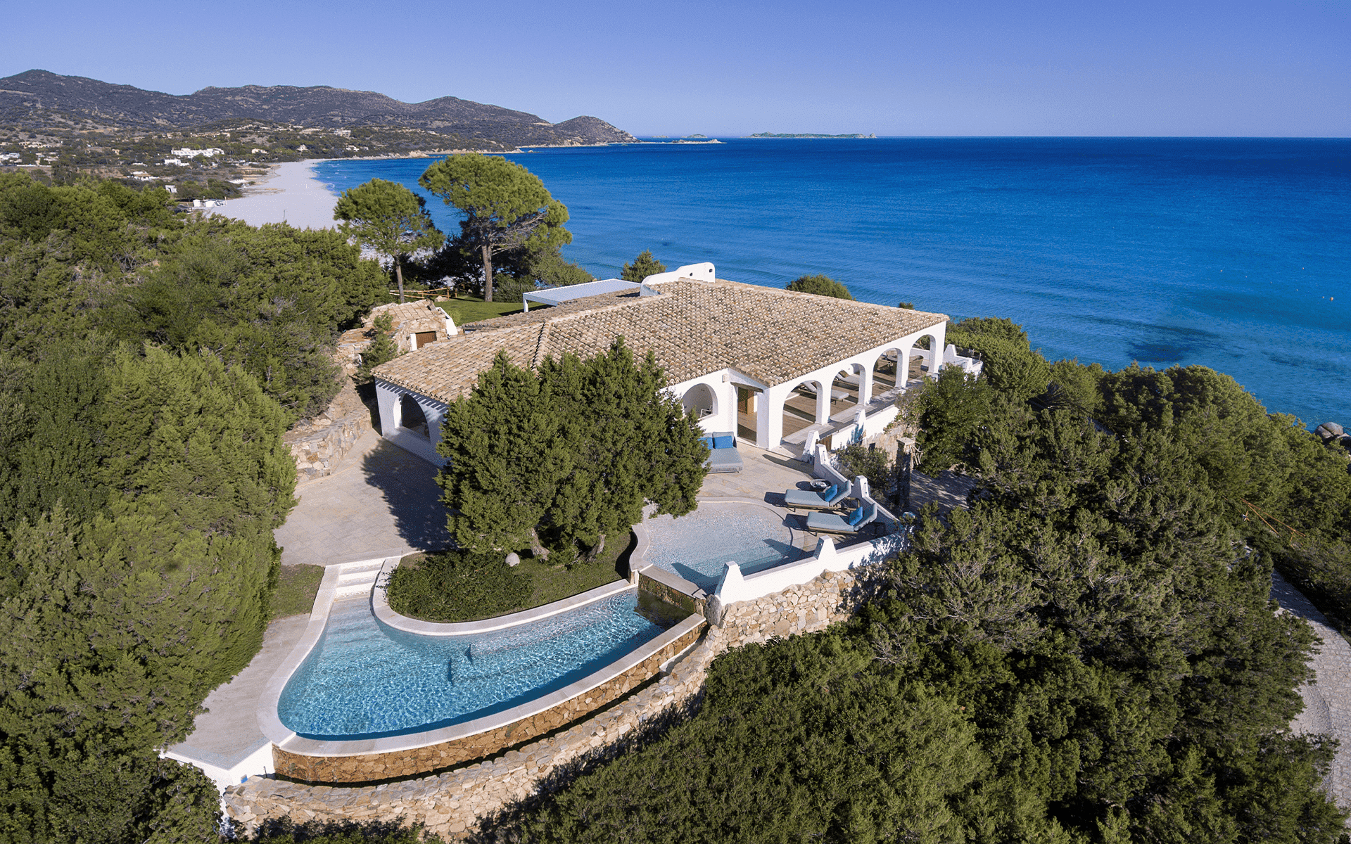 Luxury Villa Bianca Sardinia Villasimius